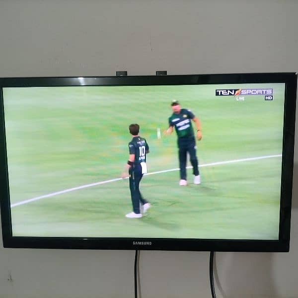 Samsung Led TV 32" (orgnnal) 3