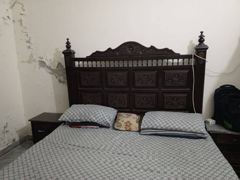 Wooden Bed King size 3