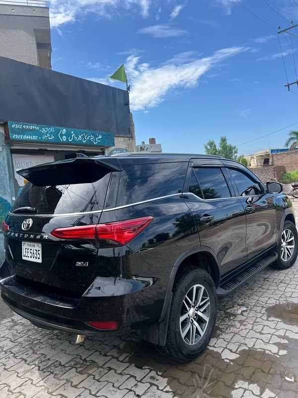 Toyota Fortuner Sigma 2019 3