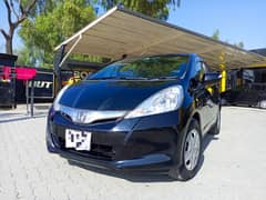 Honda Fit 1.3 Hybrid 10th Anniversary. Model 2012, Import 2015.