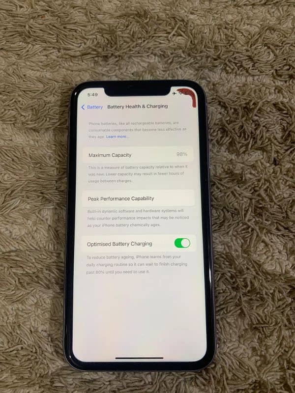 iphone 11 Jv 64 gb 98% betry health Only minor dot lcd for sale 1