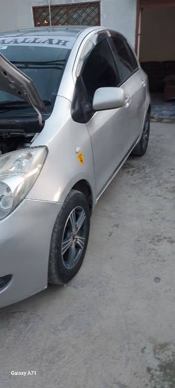 Toyota Vitz 2005 6