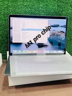 apple Mac book pro M1 chip