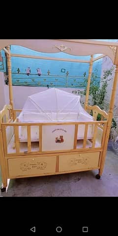 baby wooden cot