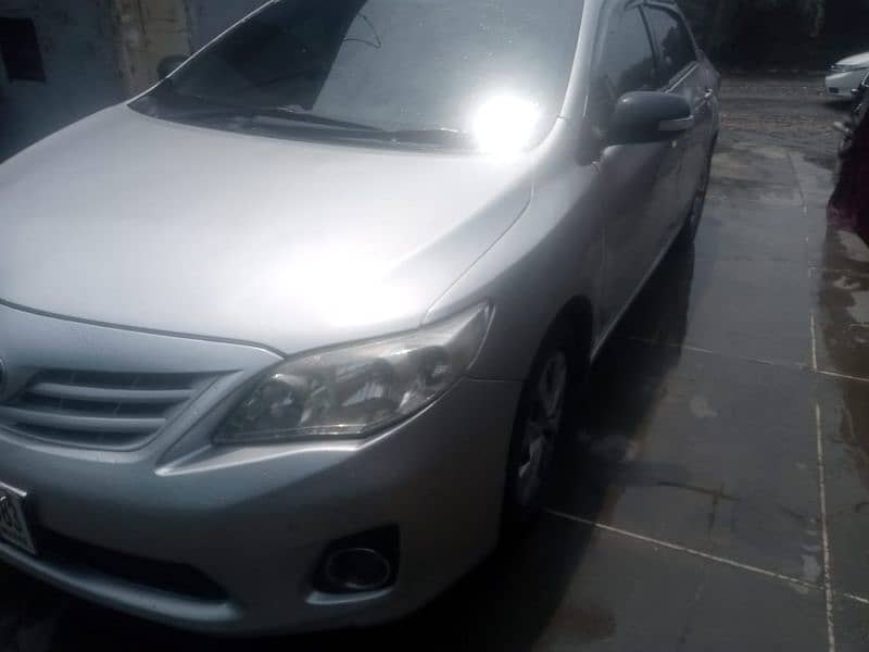 Toyota Corolla GLI 2010 very good condition. new tyre . enjine good 1