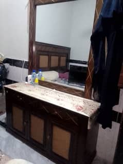 Dressing table for sale