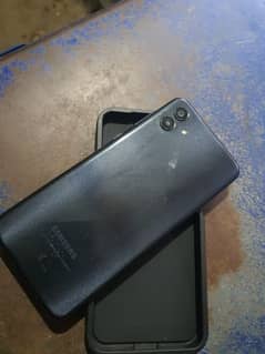 Samsung a04 all ok 64gb box sath ha urgent sale