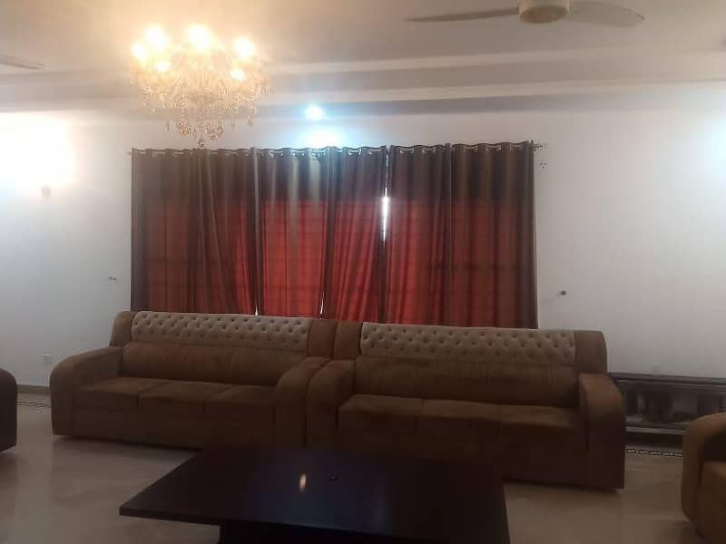 10 Marla Furbished House For rent in DHA phase 8 ex park view 18