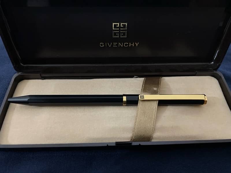 Givenchy Black Composite Gold Tone Pen 0