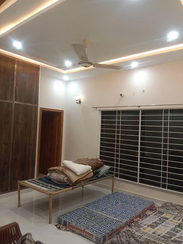 1 KANAL UPPER PORTION FOR RENT NO GAS 5