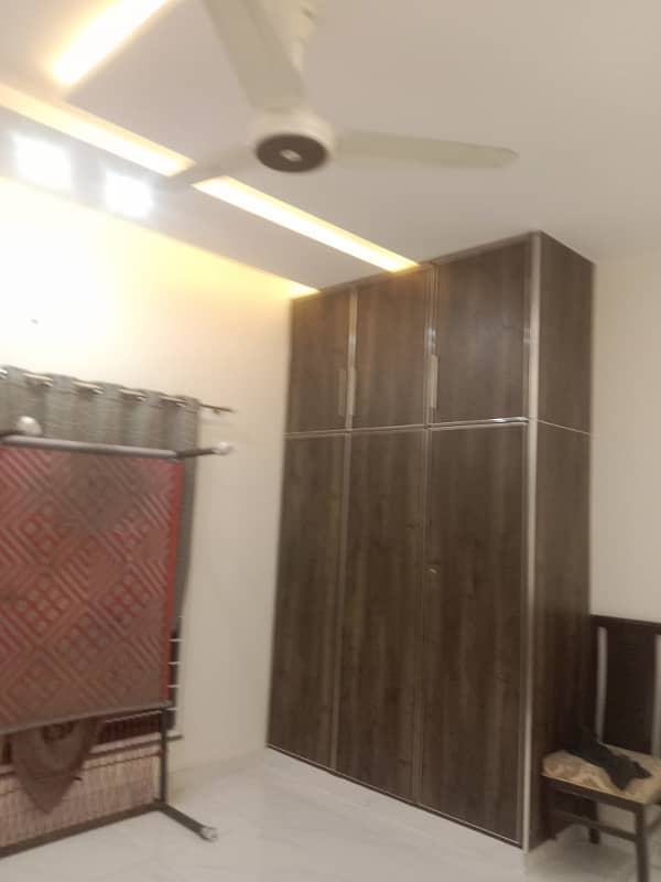 1 KANAL UPPER PORTION FOR RENT NO GAS 8