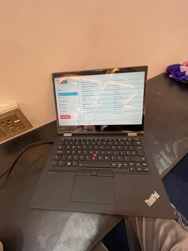 Lenovo Thinkpad X13 Yoga - i5 10th Gen - Touch 360 - Stylus Pen 1