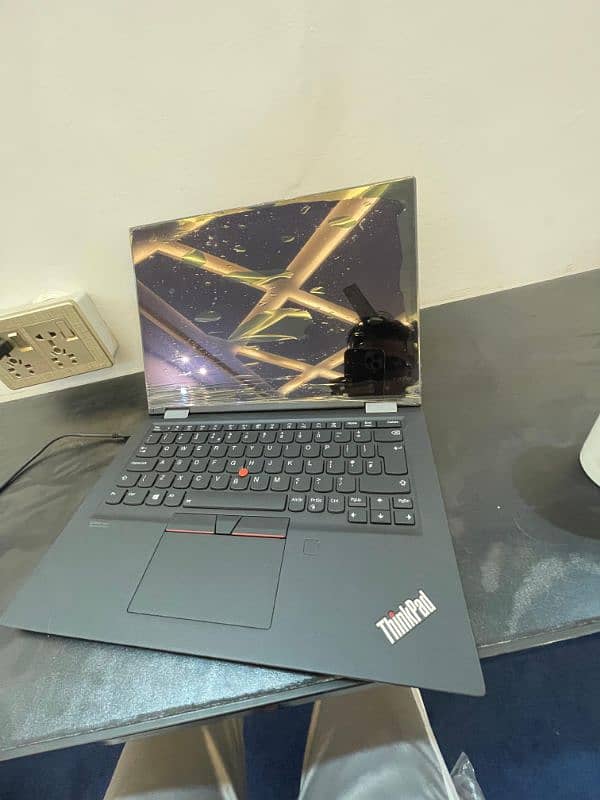 Lenovo Thinkpad X13 Yoga - i5 10th Gen - Touch 360 - Stylus Pen 7