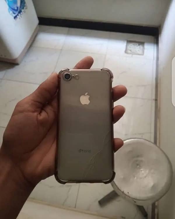 iPhone 8 64gb non approved exchange possible 7