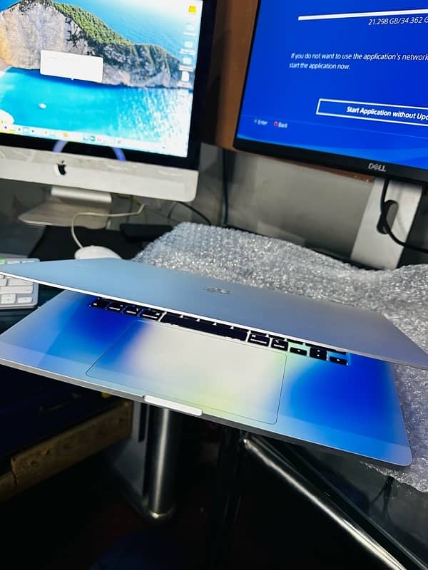 MacBook Pro 2019 (16Inch display ) 5