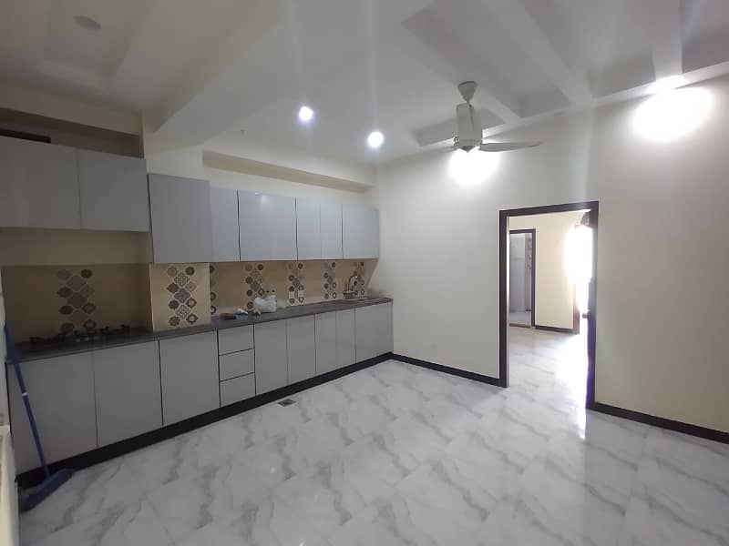 One Bed Apartment / Flat For Rent - Ghauri Town Express Way 2