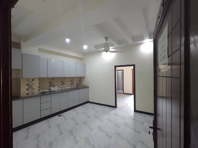 One Bed Apartment / Flat For Rent - Ghauri Town Express Way 5