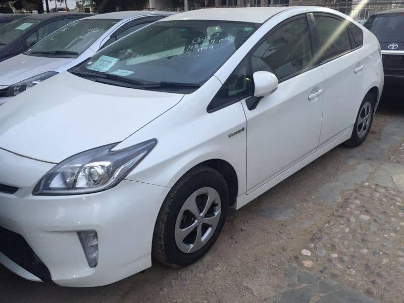 Toyota Prius 2014 8