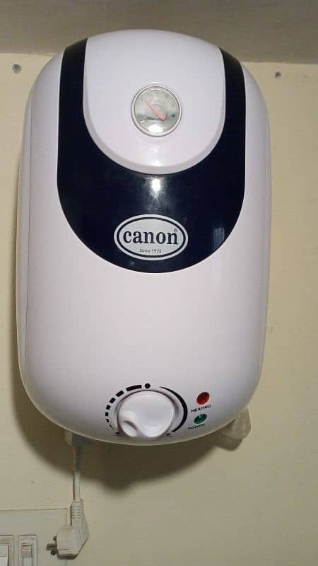 Canon Electric Geyser 10ltr Just like new 0