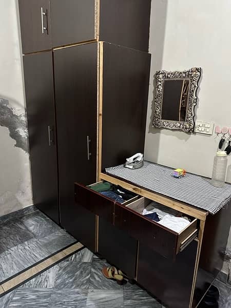 solid wardrobe plus iron stand for sale 0