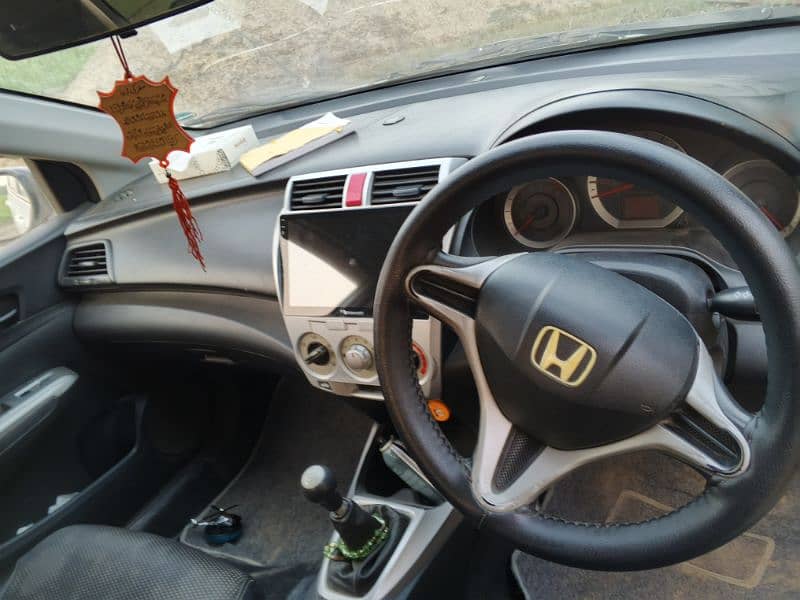 Honda City  2012 6