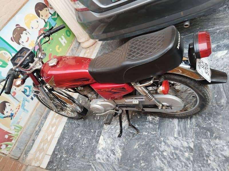 Honda 125 2018 model 14600 km only use 4