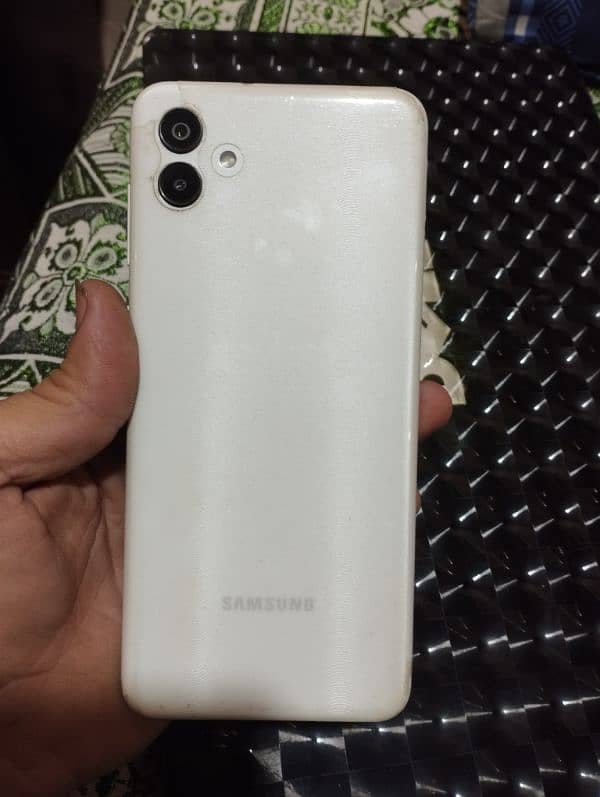 Samsung a04 3