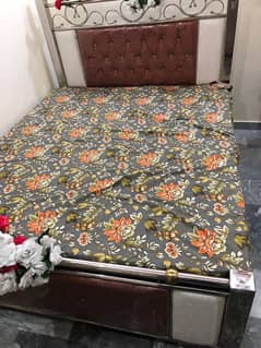 silver type bed