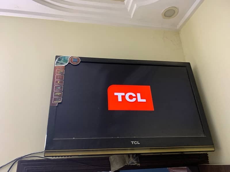 TCL 32 inch Led 2