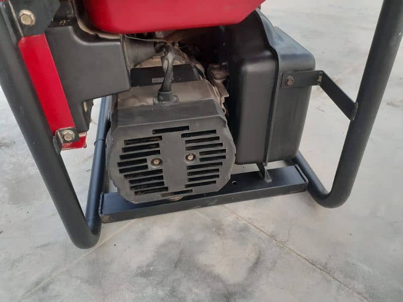 Honda Elemax 2.5 kVA 5