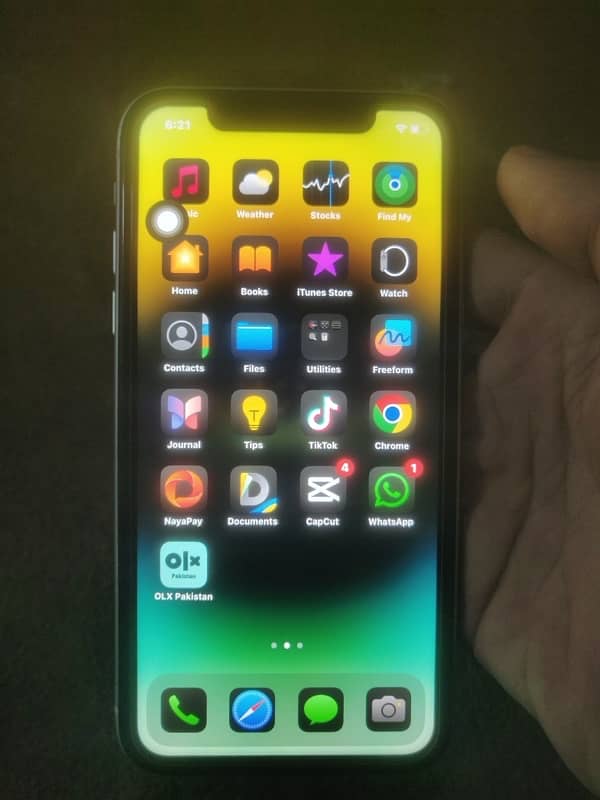 iPhone XR A one condition 3