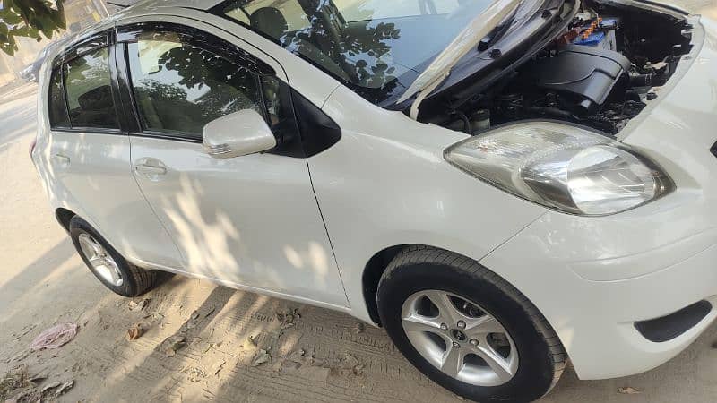 Toyota Vitz 2010 7