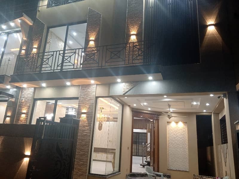 5 MARLA 100FT WIDE PRIME LOCATION HOUSE FOR SALE IN DHA RAHBAR BLOCK G 32