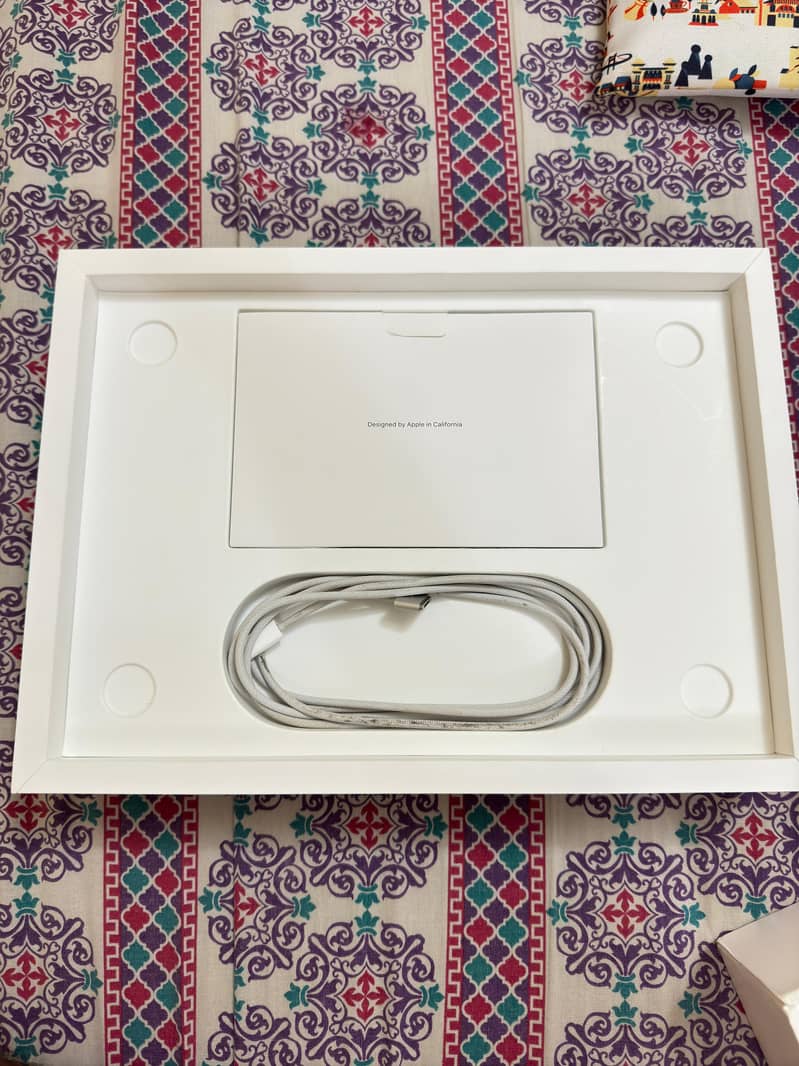 Apple Macbook Pro M2 14” - MPHE3(AB/A - Middle East Version) 2