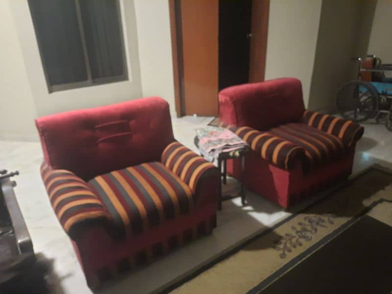 complete 7 seater sofas used one center table 1