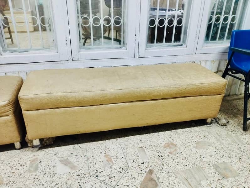 Sofa Settee available for sale 2