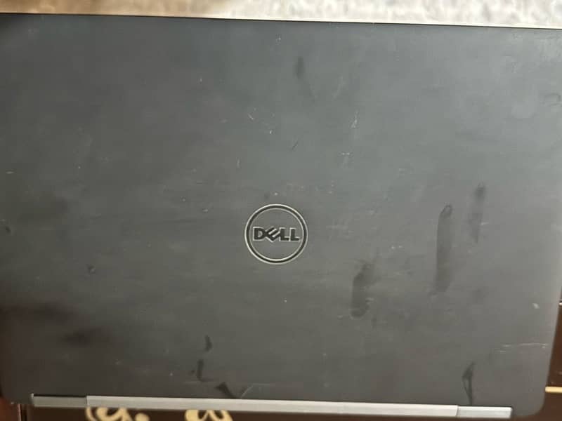 Dell Letitude E7470 1