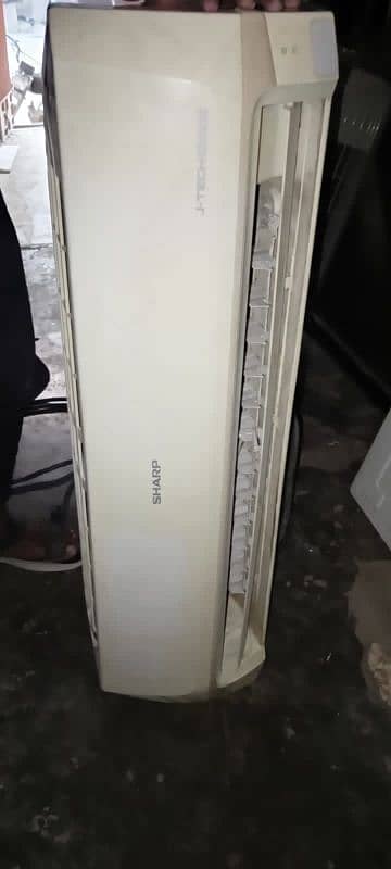 sharp inverter 1,5 ton 1