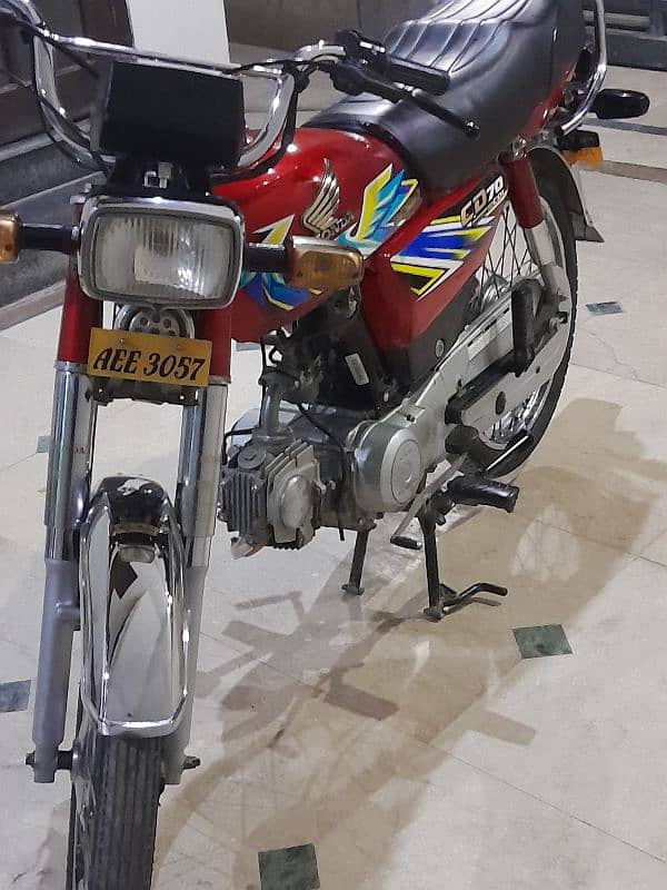 Honda CD 70 All punjab num. 3