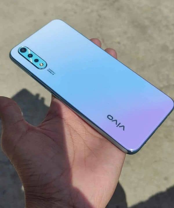 VIVO S1 8/256 GB for exchange 1