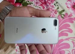 iphone 7plus (silver colour)