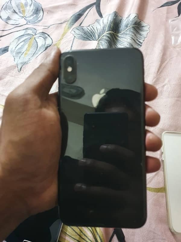 iphone XS Max 256gb non pta 1