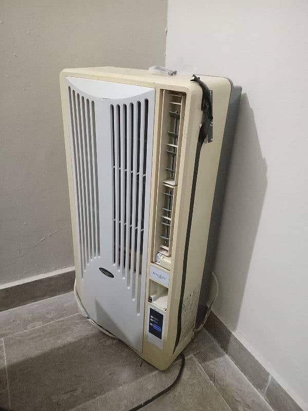 110 Window AC With Converter 0