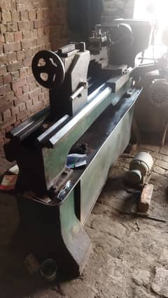 Lathe Machine 5.5 Feet خراد مشین ساڑھے پانچ فٹ