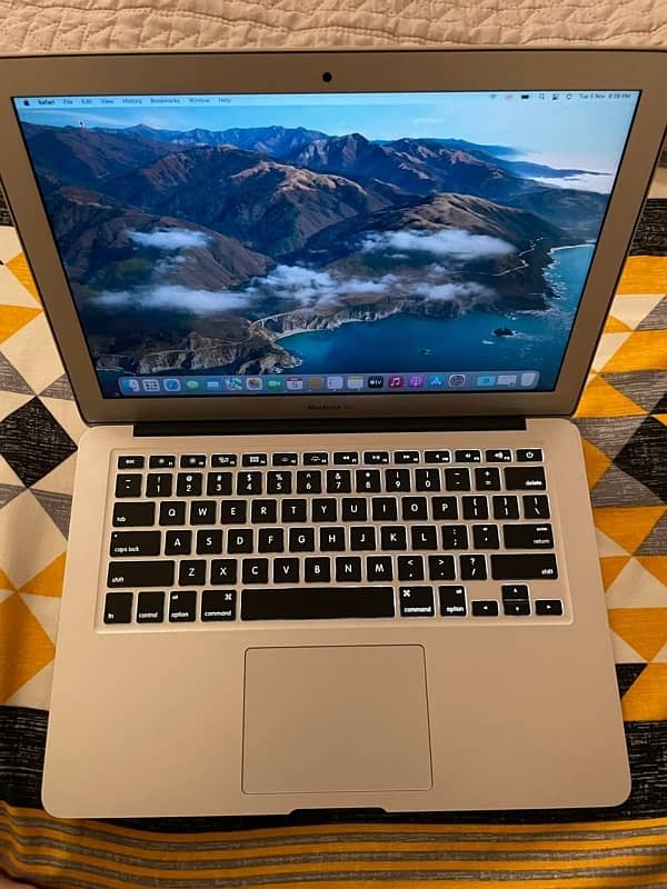 MacBook Air 13inch  2015 core i7 8/228gb SSD 0