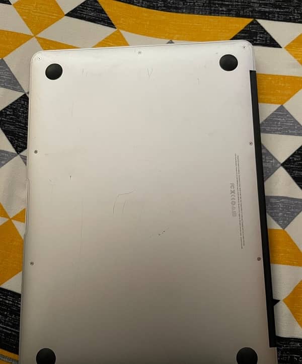 MacBook Air 13inch  2015 core i7 8/228gb SSD 6