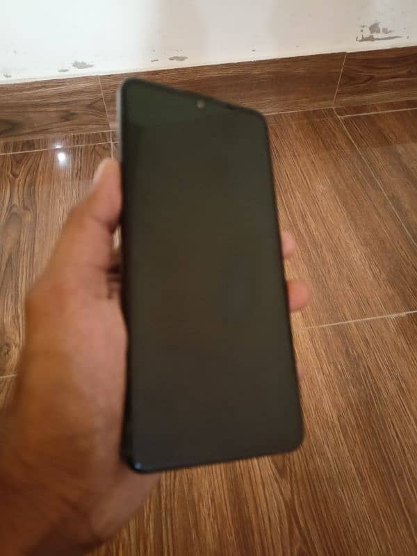 Sharp Aquos Zero 5G Basic 5