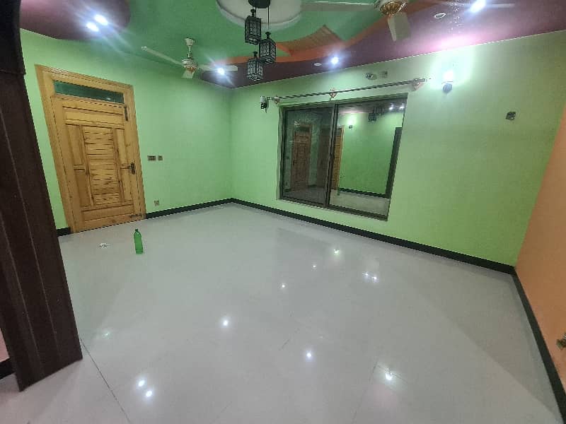 10 Marla Ground Portion For Rent 0