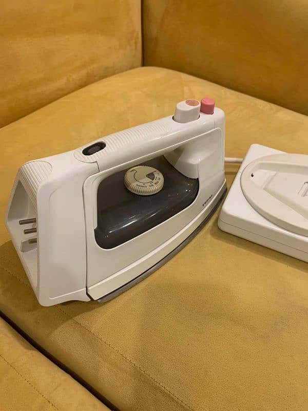 Tefal wireless steam iron 0