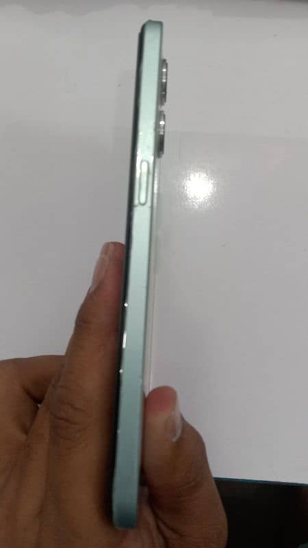 Oppo F21 Pro 5G 4